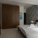 Giuliani Seafront 12 Saint Julian's