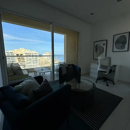 아파트 Giuliani Seafront 12