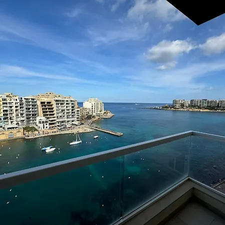 Lejlighed Giuliani Seafront 12