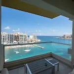 Giuliani Seafront 12 * Сент Джулианс