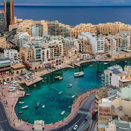 Giuliani Seafront 12 سانت جوليان